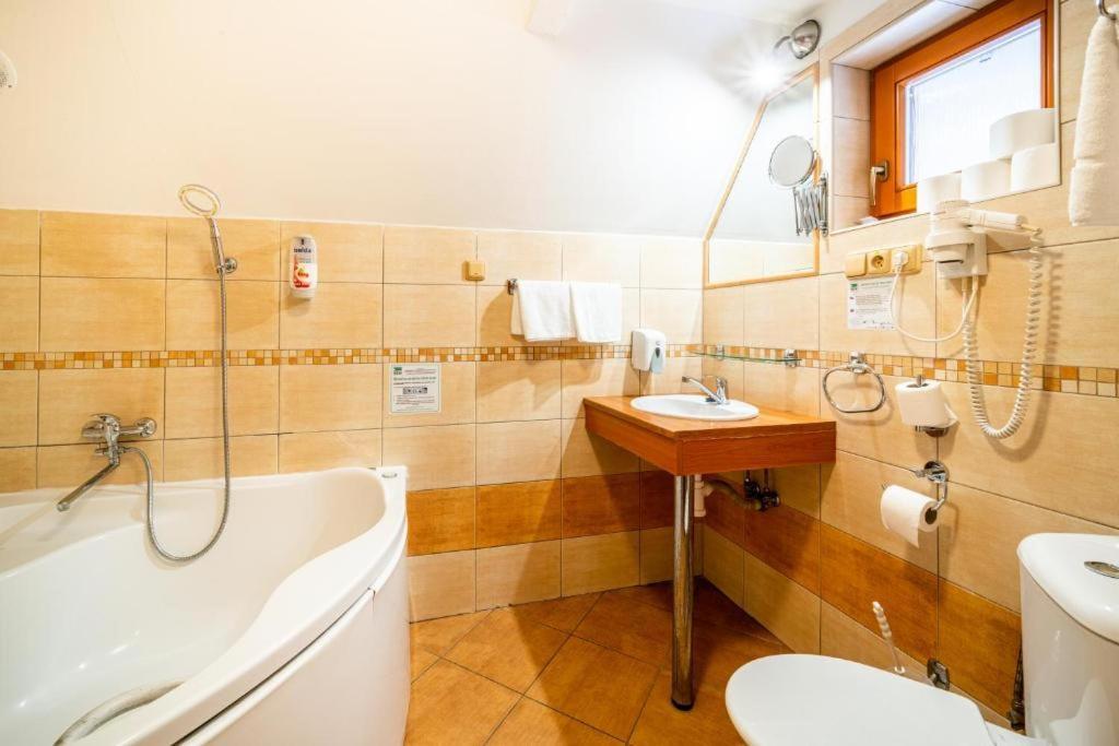 Bungalovy Sepetna - Pro 4 Osoby ออสตราวิเซ ภายนอก รูปภาพ